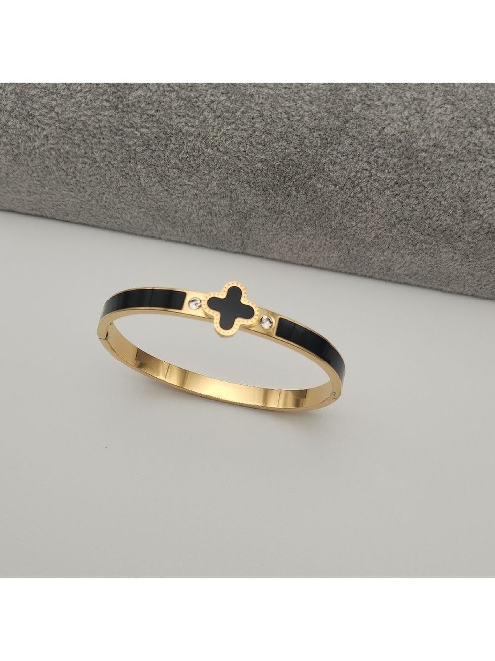 18K Gold Plated Black Enamel Clover Bangle – Waterproof, Tarnish-Proof
